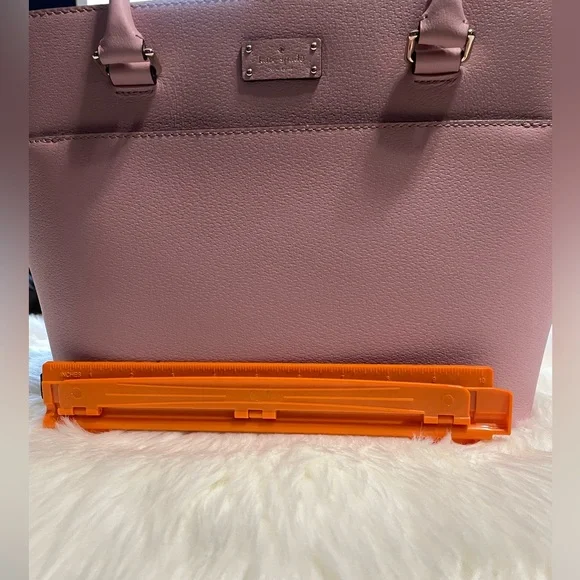 Kate Spade Tote - Picture 6 of 7